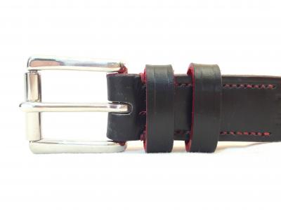 Classic Belt in Black and Red