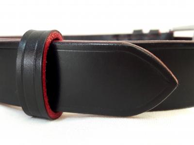 Classic Belt in Black and Red