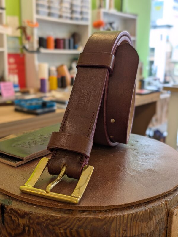 Belt - Devon Australian Nut Brown Leather, Red Trims, Classic 36 - standing