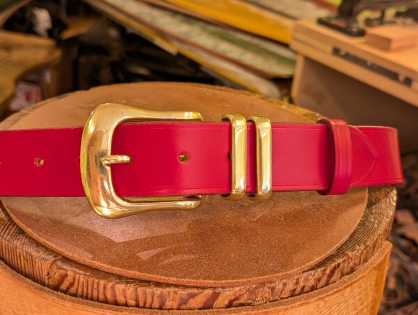 Belt - Bling Classic in Red Sedgwick Leather 36 (2024) - fastened