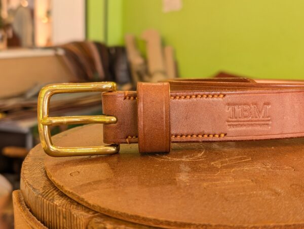 Belt - Devon Dark Stain Leather, Orange Trims, Classic 36 - buckle end