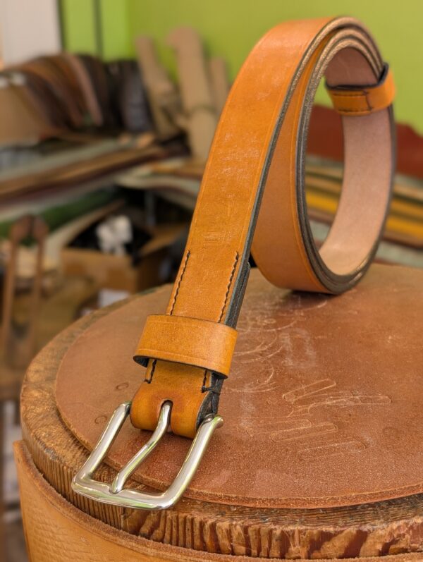 Belt - 2024 Devon London Tan Leather, Black Trims, Classic 38 - standing