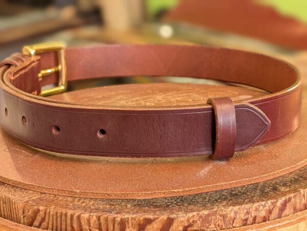 Belt - Ware Burgundy Guest Leather, Classic in stock 34 - tail end