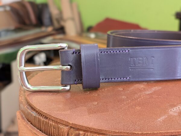 Belt - Ware Purple Leather, Classic in stock 42 - buckle end