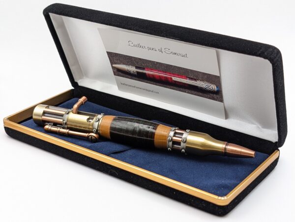 Leather Pen - Steampunk in Green and Wood, Hand Made - gift box