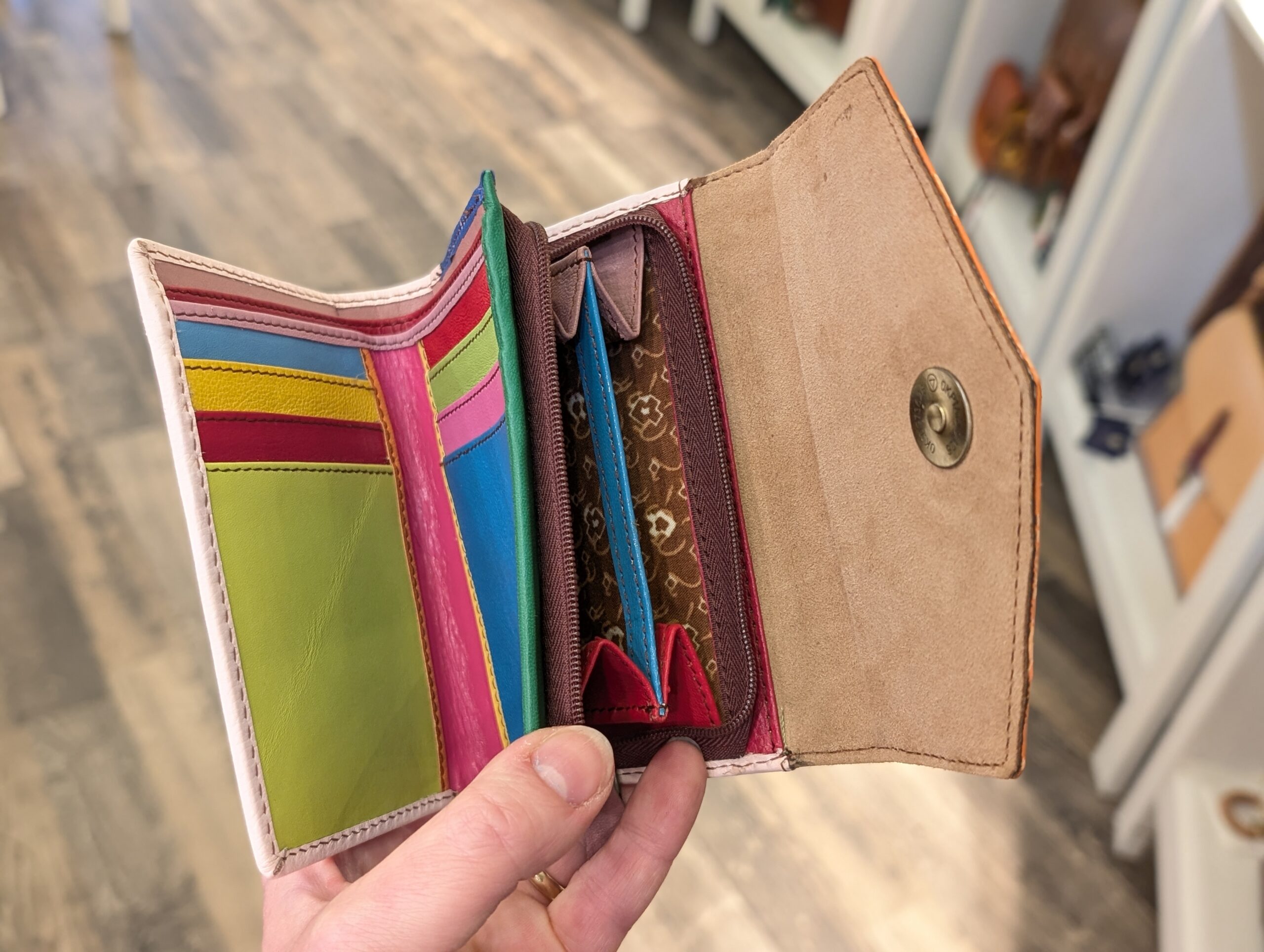 Flap Purse for Notes, Cards and Coins in Multicoloured Recycled Leather from Paper High Fair Trade - interior zip pocket